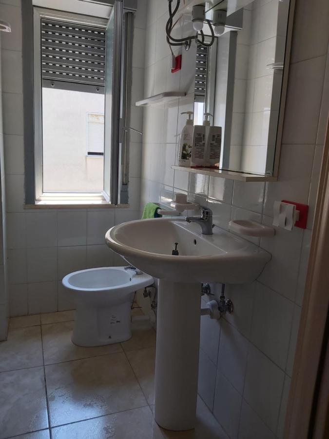 Apartament Emilu A Mare Marina di Schiavonea Zewnętrze zdjęcie